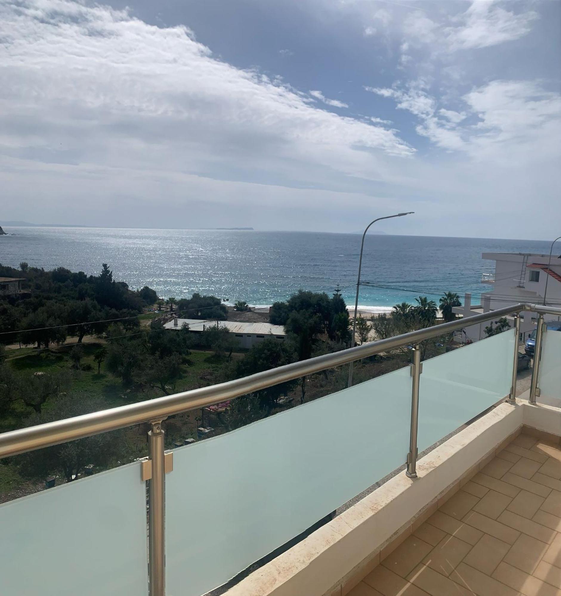 Sunset Views Apartment ฮีมาเรอ ภายนอก รูปภาพ